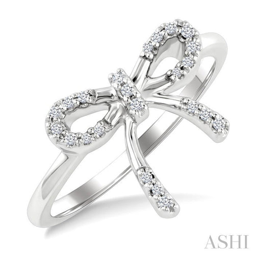 1/10 Ctw Round Cut Diamond Bow Fashion Ring in Sterling Silver