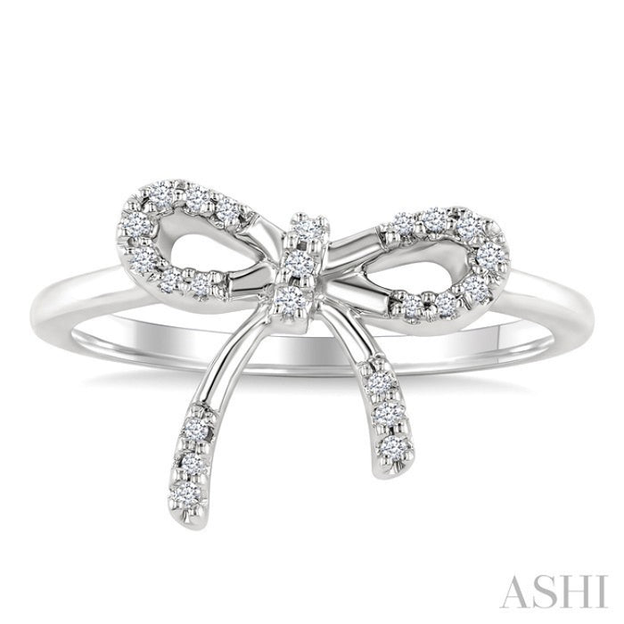 1/10 Ctw Round Cut Diamond Bow Fashion Ring in Sterling Silver