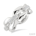 1/20 Ctw Round Cut Diamond Oval Shape D-Link Bold Fashion Ring in Sterling Silver