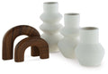 Carterworth White / Brown Accessory Set