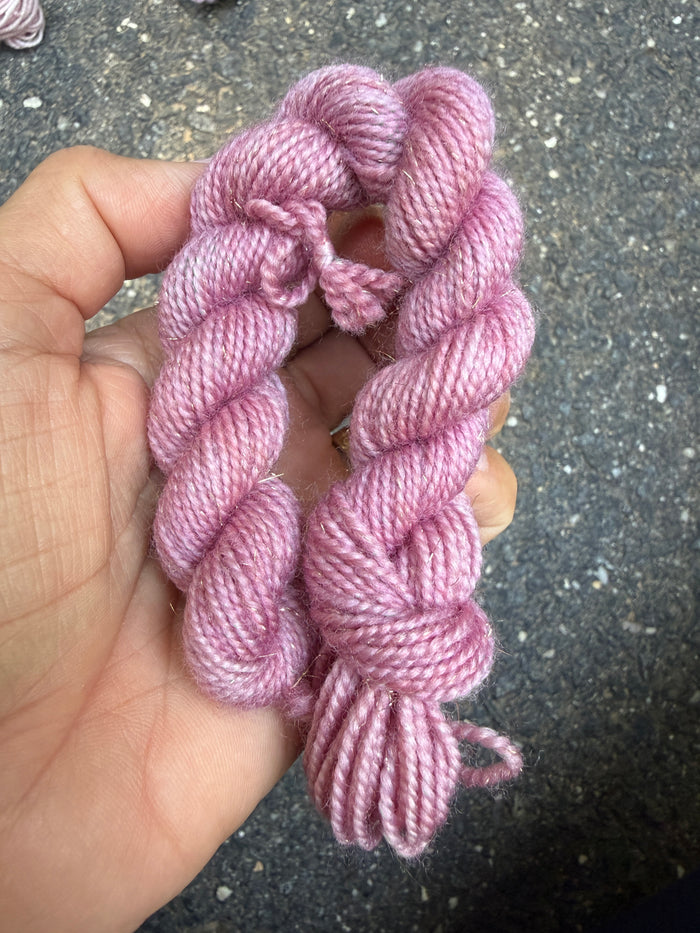 Chelsea Luxe Glitter Needlepoint Thread Mauve