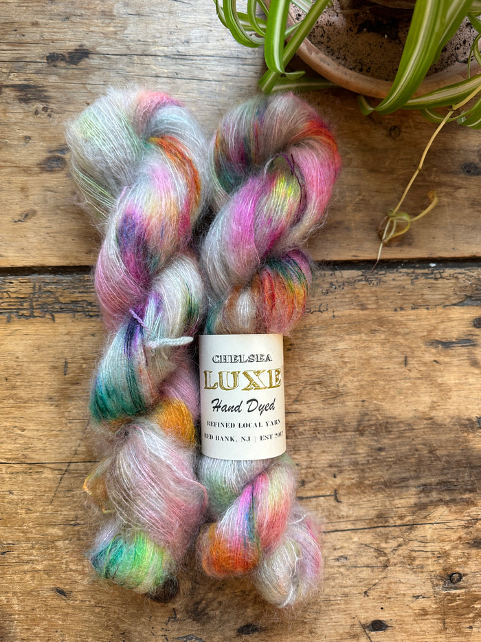 Chelsea Luxe Mohair Red Bank