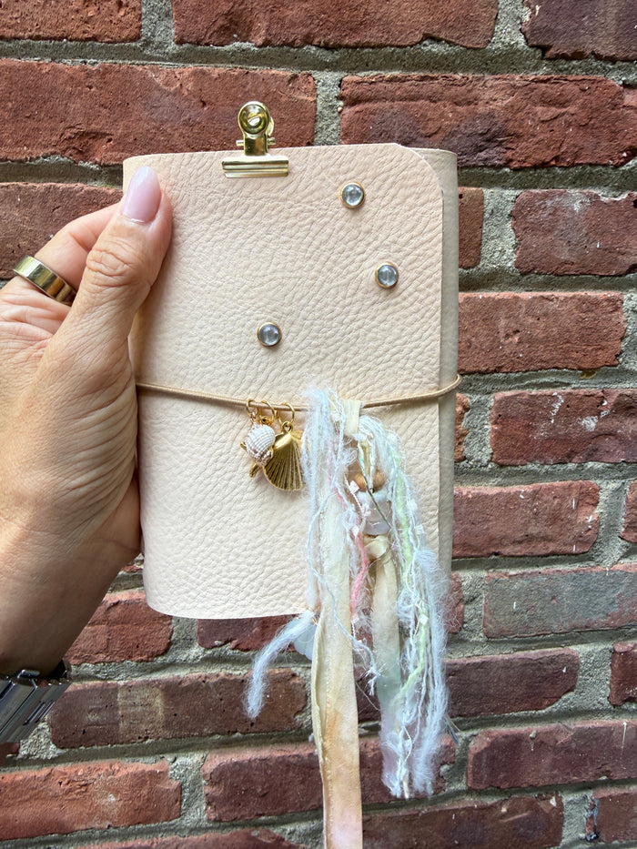 Chelsea Notes Passport Leather Journal Color Light Cream 3 Charms Seashell & Stones Dreamy