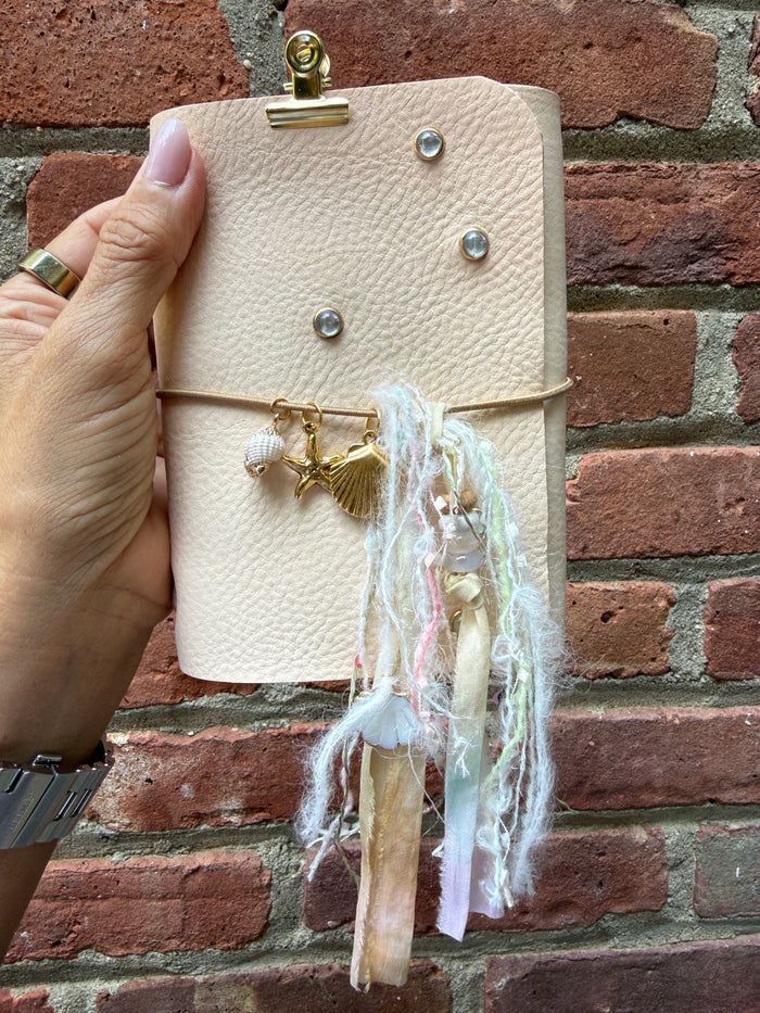 Chelsea Notes Passport Leather Journal Color Light Cream 3 Charms Seashell & Stones Dreamy