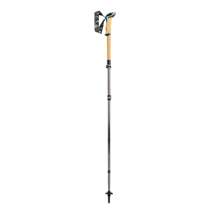 Lekki trekking pole fully extended.