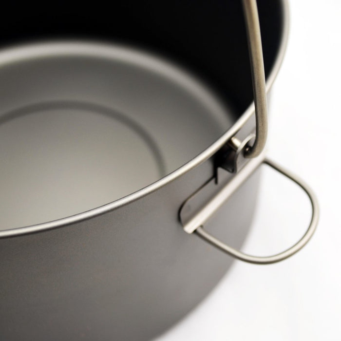 Titanium 2000ml Pot with Bail Handle - view 4